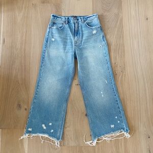 Abercrombie & Fitch High Waisted Wide Leg Jean
